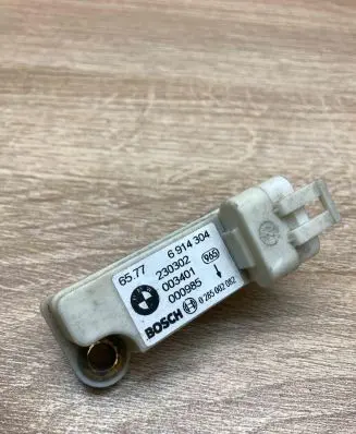 Mini One - Cooper R50 - 53 Airbag deployment crash/impact sensor 6914304 0285002082