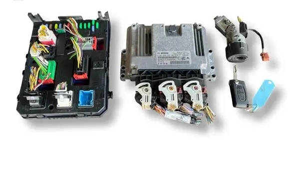 Citroen Berlingo Engine ECU kit and lock set 0281030546 9807885980