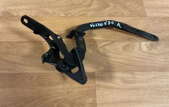 Volvo V70 Tailgate/trunk/boot hinge 8643157 66700ER
