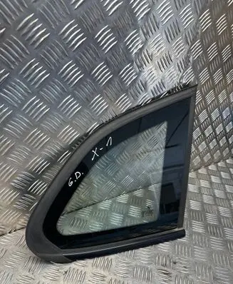 BMW X1 E84 Rear side window 43r00048