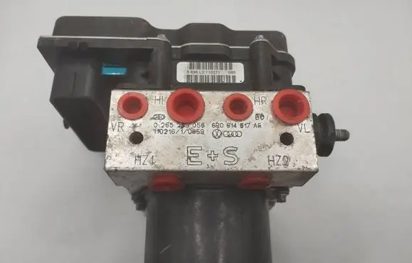 Volkswagen Polo V 6R ABS Pump 6R0614517AF 0265239056 11021610859