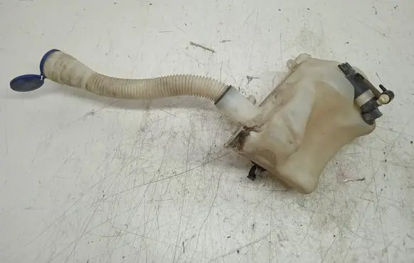 Citroen C4 I Picasso Windshield washer fluid reservoir/tank 9681875180