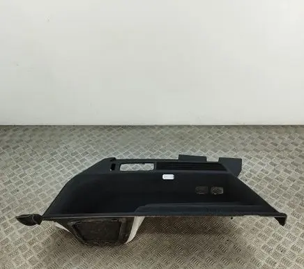 Volkswagen Touareg III Trunk/boot side trim panel 760867037D