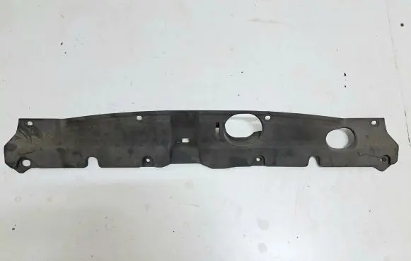 Honda CR-V Radiator trim 