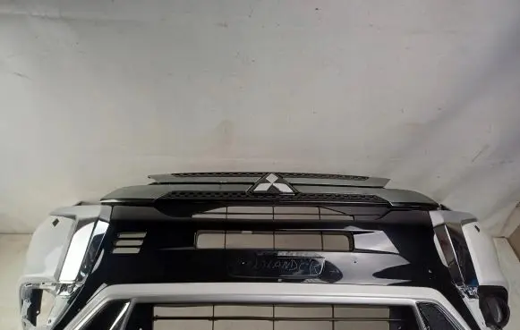 Mitsubishi Outlander Front bumper 6410G227ZZ