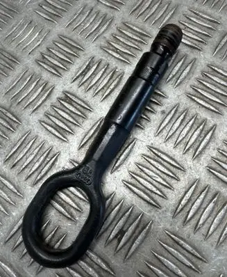 Volkswagen PASSAT B8 Towing hook eye 8K0805615A