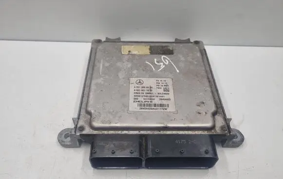 Mercedes-Benz E W212 Engine control unit/module A6519000503 6519000503