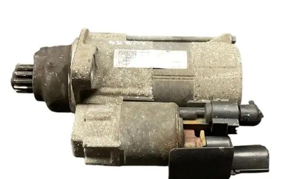 Volkswagen Golf VI Starter motor 658402