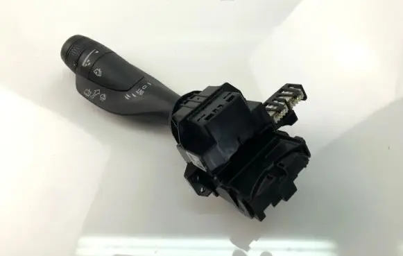 Volvo XC90 Indicator stalk 31674103