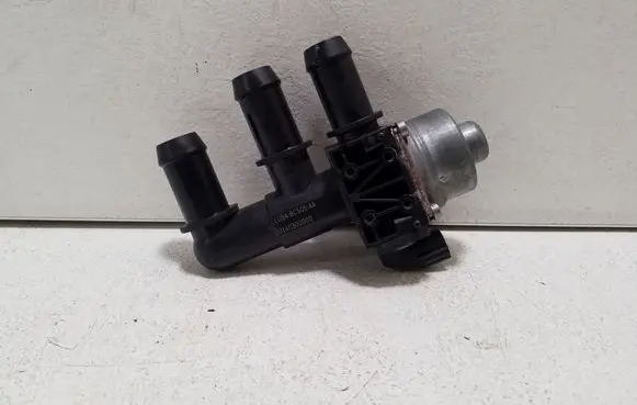 Ford Kuga III Electric auxiliary coolant/water pump LU5A8C505AA