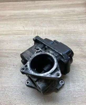 Volkswagen PASSAT B6 EGR valve 03L131501E