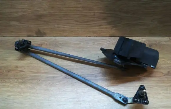 Volvo S40, V40 Wiper motor 0390241170 MR910711