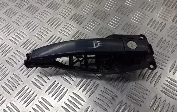 Opel Zafira B Front door interior handle