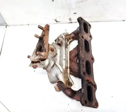 Mazda 121 SM Exhaust manifold