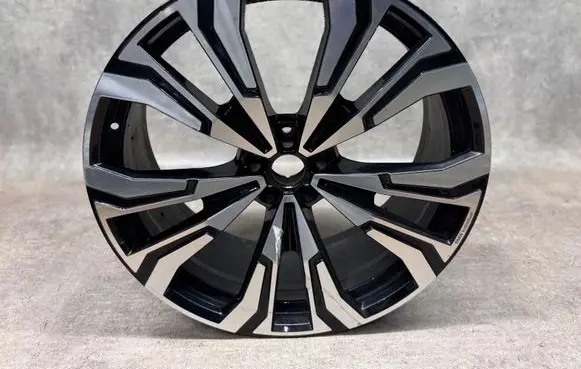 BMW X7 G07 R23 light alloy rim 