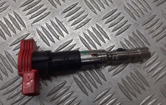Audi A8 S8 D3 4E Spark distributor 077905115T