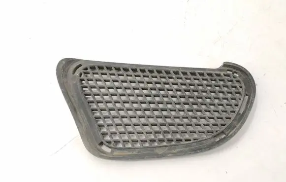 Mercedes-Benz Vaneo W414 Front bumper lower grill 4148850022 A4148850022