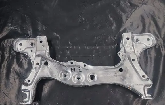 Toyota Corolla E110 Front subframe 78965428