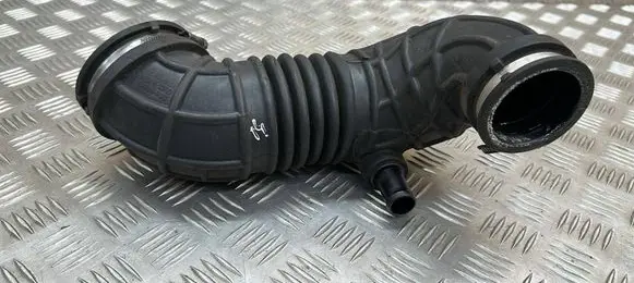 Chevrolet Captiva Air intake hose/pipe 20998611