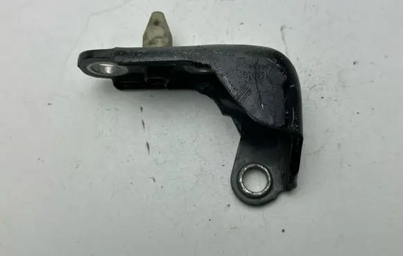 Ford Mustang VI Front door upper hinge 22801110