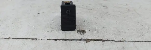 Fog light switch