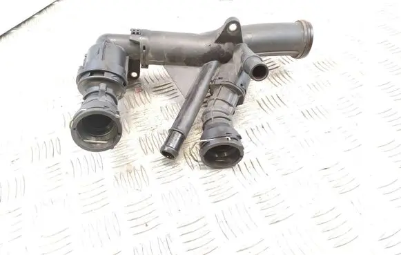 Skoda Octavia Mk3 (5E) Engine coolant pipe/hose 04L121026F 04L121071E