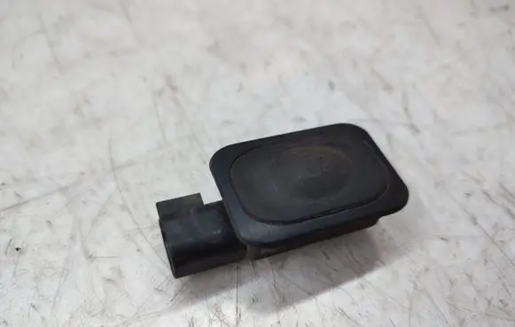 Tailgate opening switch