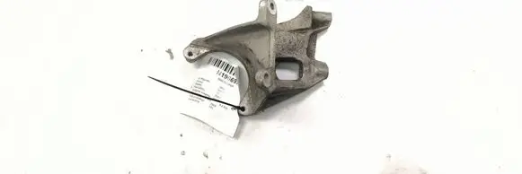 Audi A8 S8 D3 4E Engine mounting bracket