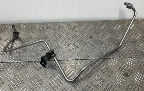 Audi A3 S3 8P Turbo turbocharger oiling pipe/hose 038145771AE