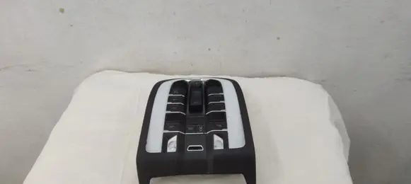 Porsche Macan (95B) Front seat light 7PP959551JL 7PP919317