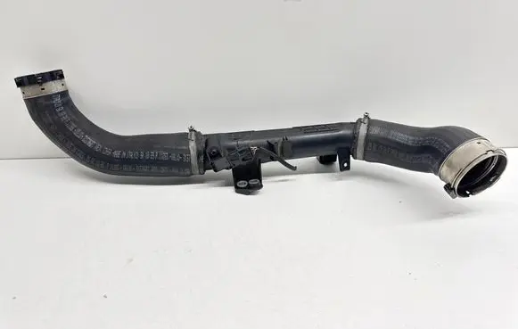 Volvo V40 Intercooler hose/pipe 31370687 31370408 31422153