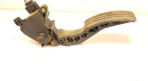 Renault Megane III Accelerator throttle pedal