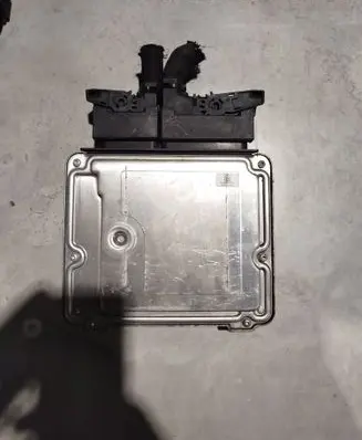 Opel Insignia A Engine control unit/module 55576906 0281017105