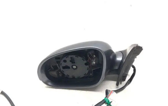 Volkswagen Jetta V Front door electric wing mirror