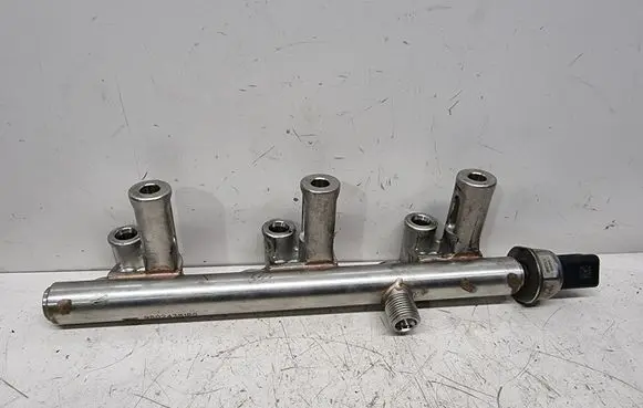 Opel Grandland X Fuel main line pipe 9675330380 9802438180