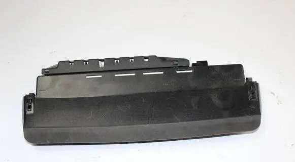 Volkswagen PASSAT CC Third/center stoplight 3C8945087B