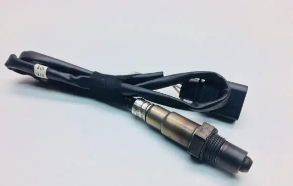 Volkswagen PASSAT CC Lambda probe sensor 022906262AP
