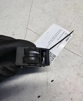 Audi A3 S3 8L Headlight level height control switch 8L0919094A