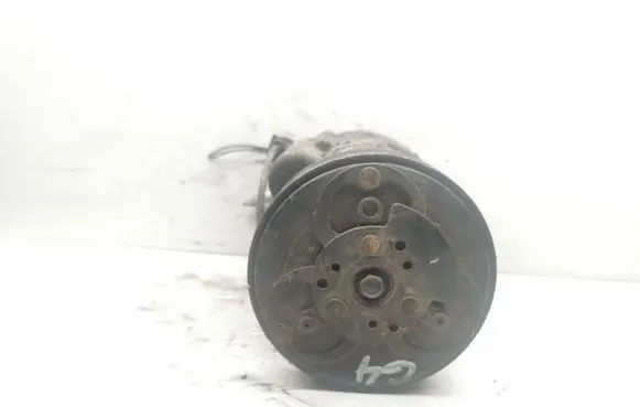 Volkswagen Golf IV Air conditioning (A/C) compressor (pump)