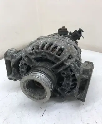 Opel Zafira A Generator/alternator 0124415025