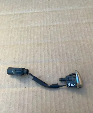 BMW M6 Tailgate strut 7160442