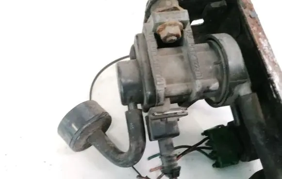 Renault Espace III Turbo solenoid valve 4534375 USSED