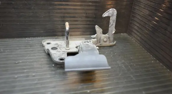 Audi A6 Allroad C6 Engine bonnet/hood lock/latch loop/hook 4F0823480B