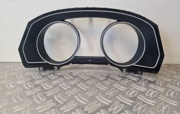 Dashboard trim