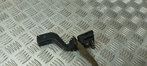 Opel Zafira A Indicator stalk 90560990 12263700