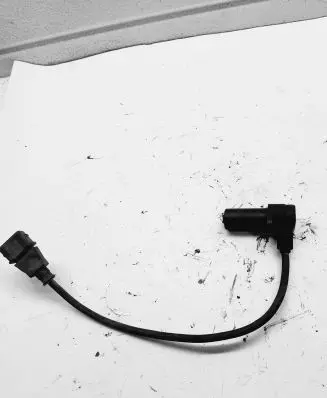 Opel Astra G Crankshaft position sensor 023711J