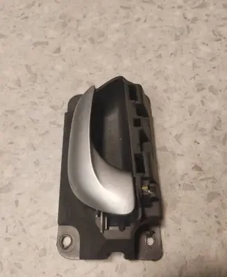 Volvo S80 Front door interior handle 09170046