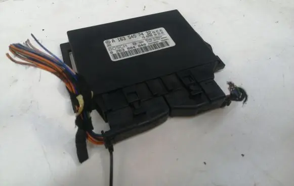 Mercedes-Benz ML W163 Parking PDC control unit/module A1635457432