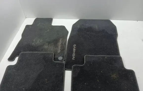 Nissan Qashqai Car floor mat set 