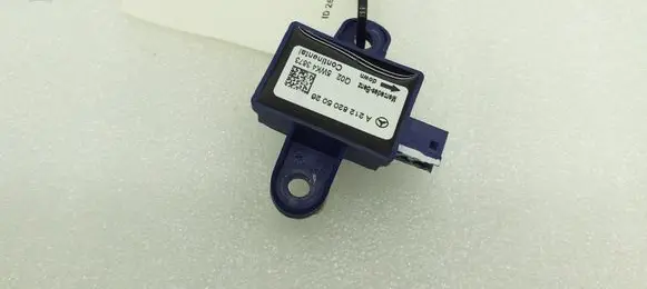 Mercedes-Benz E W212 Airbag deployment crash/impact sensor A2128205026